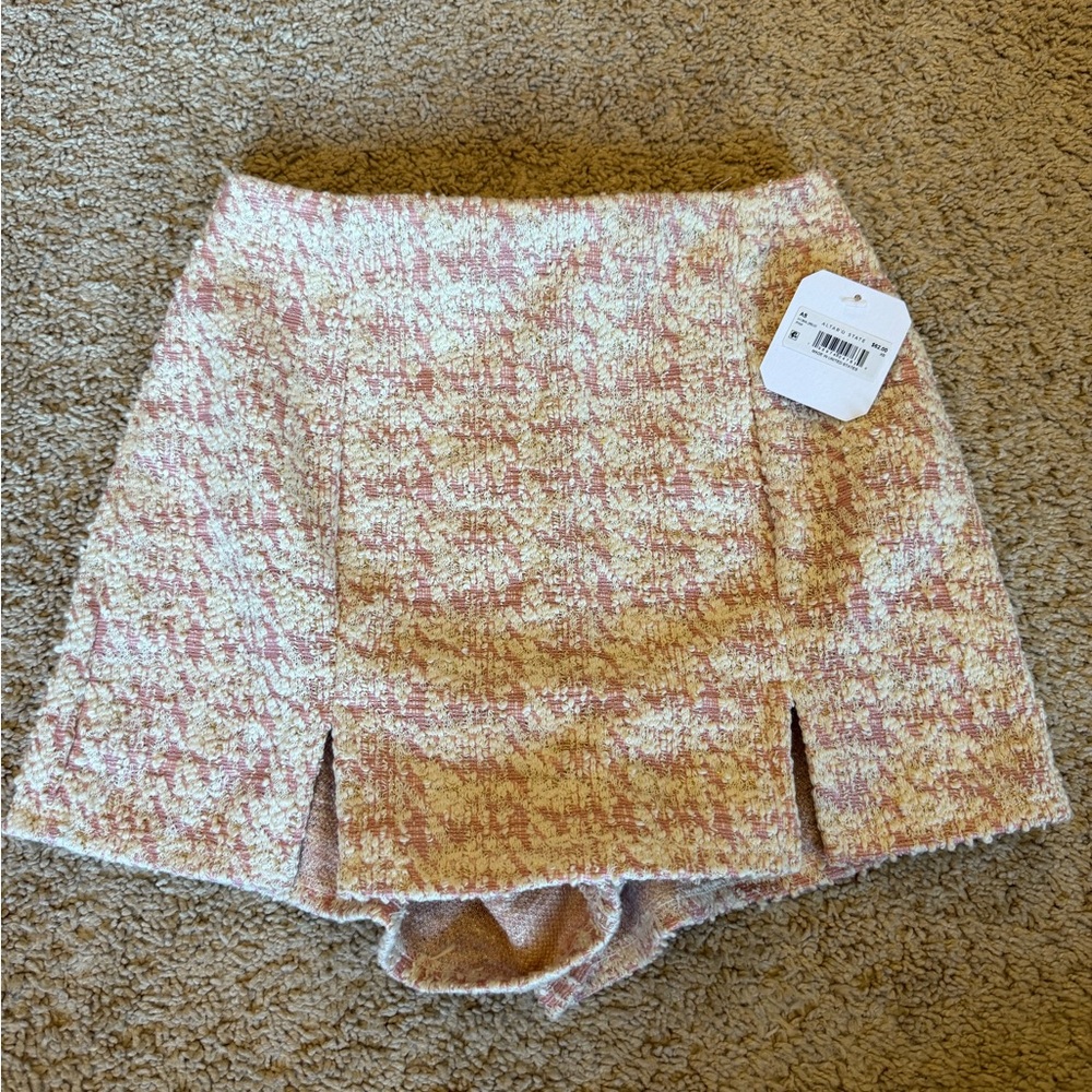 skort